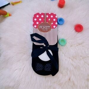NWT PUKET Baby Girl Black 3D Bow Cotton Deo Grip Socks Shoes